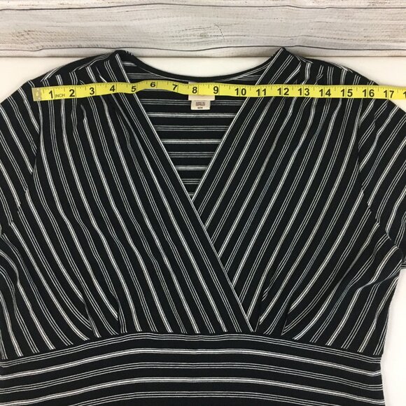 Covington Faux Wrap Stripe Knit Short Sleeve Pullover Top - Picture 7 of 11